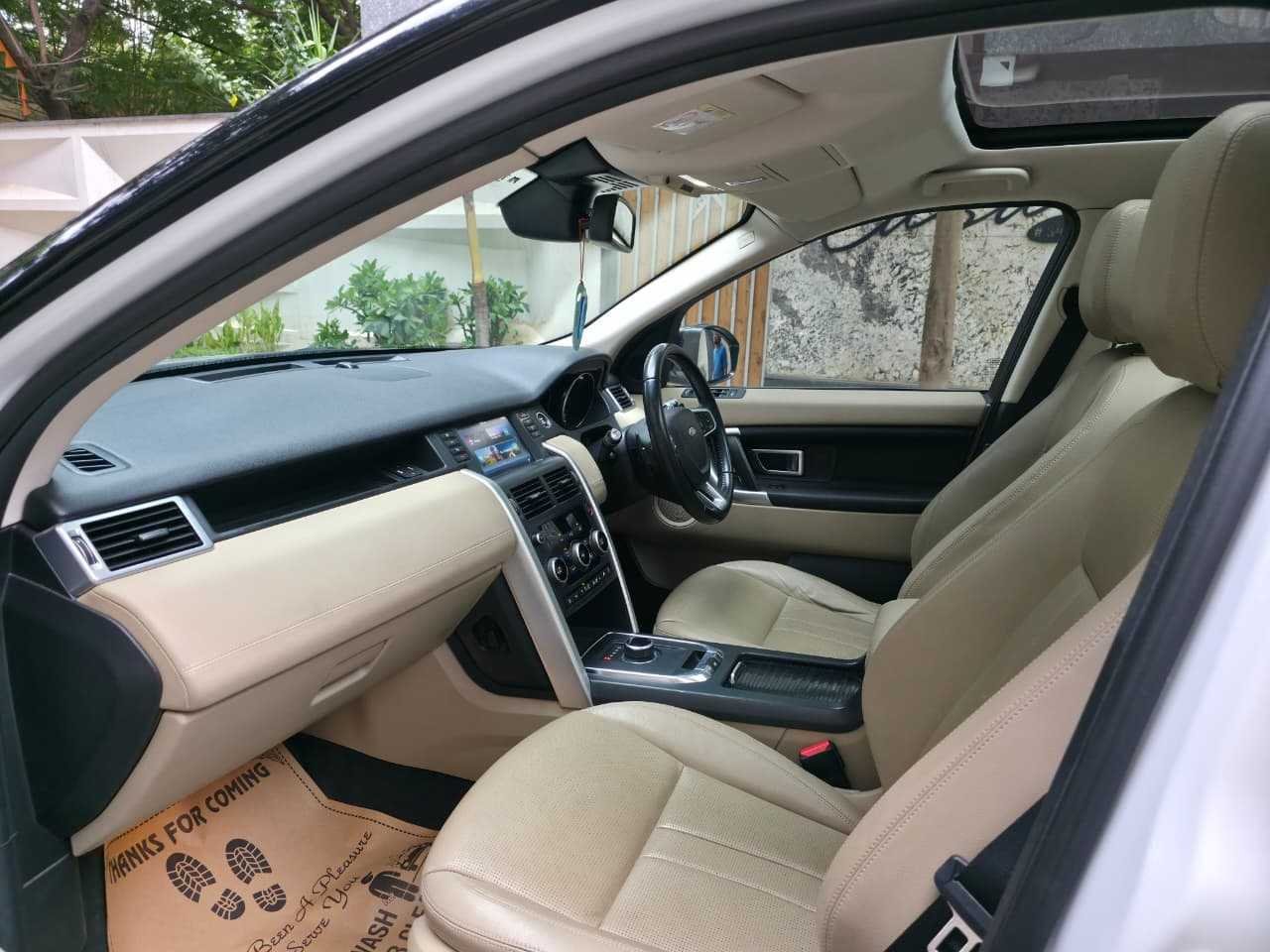 Land Rover Discovery Sport HSE - Image 8